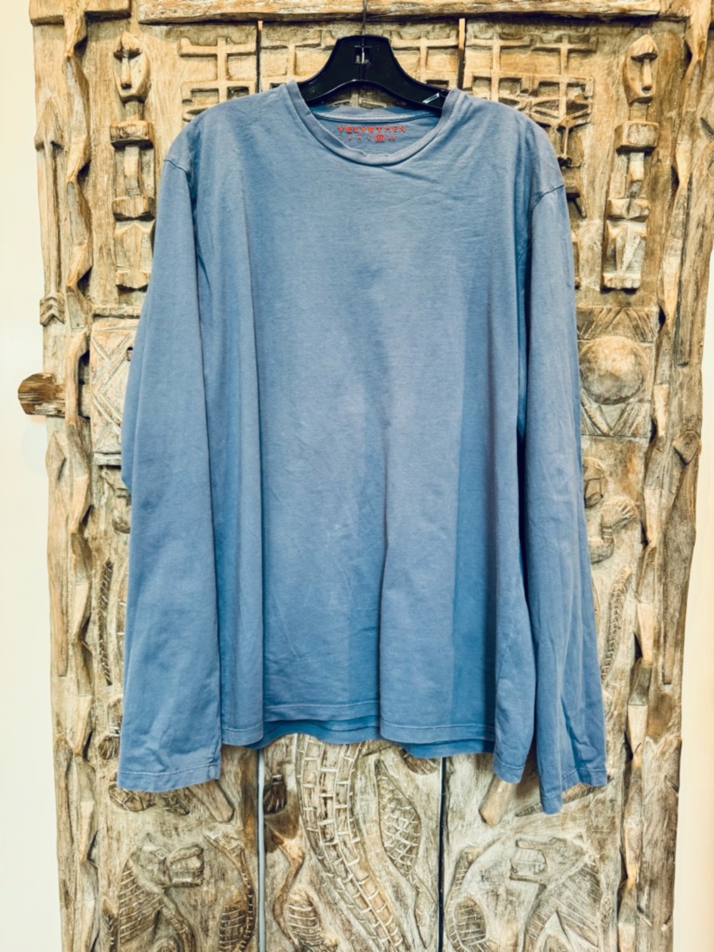 Velvet Men's Sky  Blue Long-Sleeve Crewneck Tee